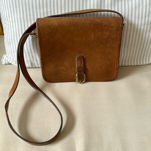 Coach vintage all leather classic shoulder bag